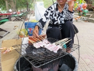 BBQ jidlo na ulici. Kambodža